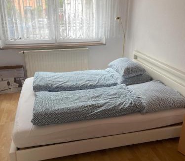 Riegelsberg Apartment | Apartment Klein - alles drin in 45qm, Platz für bis zu 4 Personen plus Hund, egal ob Familie, Kollegen oder Freunde