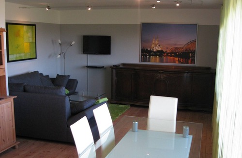 Rosberg Apartment | Apartment 'Klein'e view' between Cologne and Bonn