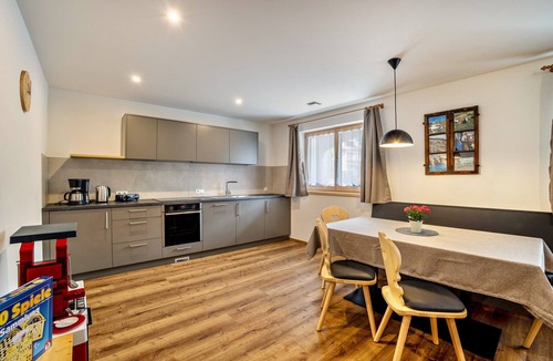 Chifa Apartment | Apartment 'Krämerhof Apt Peitlerkofel' with Mountain View, Shared Garden and Wi-Fi