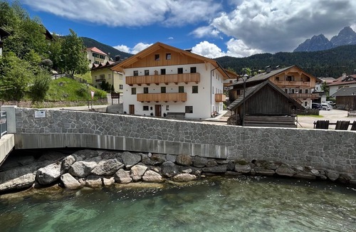 Vierschach Apartment | Apartment 'Kuenz Dolomites 4' with Mountain View, Balcony & Wi-Fi