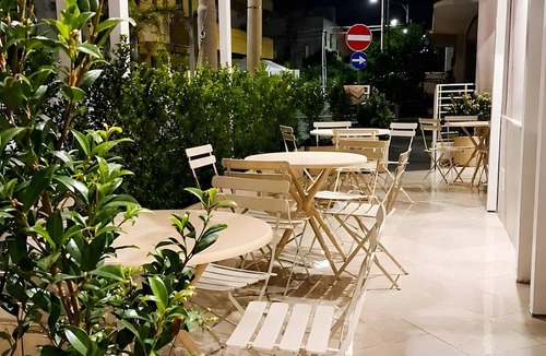 Ugento Apartment | Apartment 'L'Aurora B&B - Suite Tramonto' with Shared Terrace, Wi-Fi and Air Conditioning