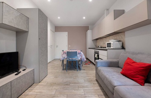 Lanzo d'Intelvi Apartment | Apartment 'La Casa Di Angio' with Wi-Fi