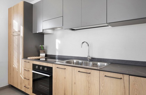 Brez Apartment | Apartment 'La Canonica Pino' with Mountain View, Shared Garden and Wi-Fi
