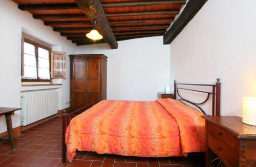 Neri Apartment | Apartment La Farfalla n-5 by Interhome
