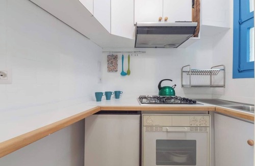 Ospedaletti Apartment | Apartment "La Finestra Sul Mare" with Sea View, Terrace, A/C & Wi-Fi