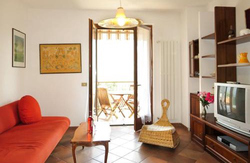Castello Apartment | Apartment La Rocca by Interhome
