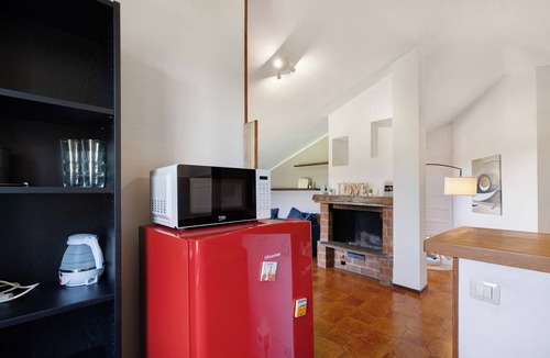 Cassinasco Apartment | Apartment 'La Terrazza' with Mountain View, Wi-Fi and Air Conditioning