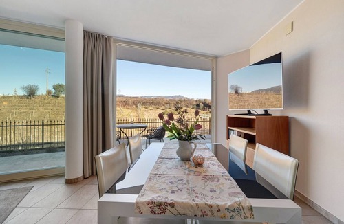 St. Michael/San Michele Apartment | Apartment 'Landhaus Antonius Loft Suite Vitus' with Mountain View, Wi-Fi and Air Conditioning