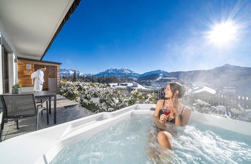 Nova Ponente Apartment | Apartment "Latemar": Private Whirlpool, Finnish Sauna, Mountain View