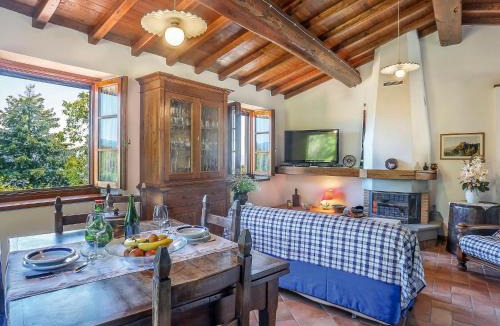Molazzana Apartment | Apartment Le Bore-1 by Interhome