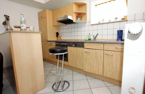 Oberlengenhardt Apartment | Apartment 'Linder' with Private Terrace and Wi-Fi