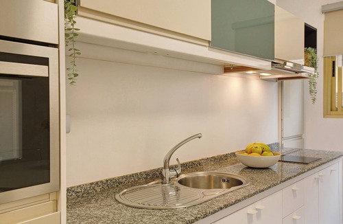 Cruce de Arinaga Apartment | Apartment 'Little Gem' in a Central Location with Wi-Fi