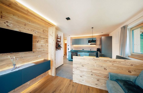 Ultimo Apartment | Apartment 'Loach' with Mountain View, Shared Garden and Wi-Fi