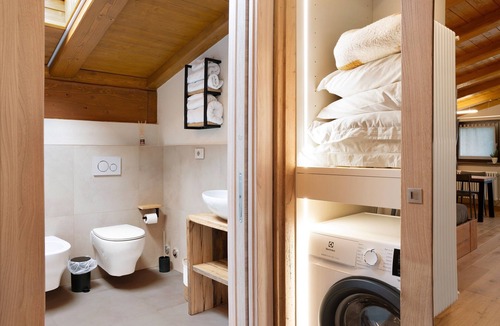 Roccabruna Apartment | Apartment 'Locanda Ca Bianca - Mini Suite' in Valle Mair with Mountain View