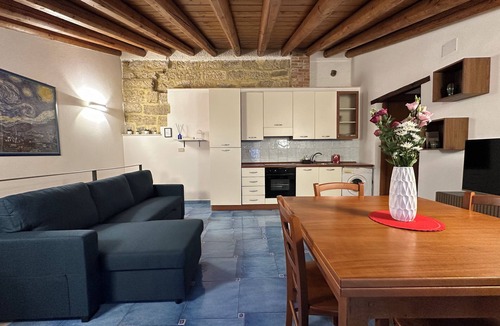 Castellammare Apartment | Apartment located in the heart of Palermo, less than 100 meters from the TeatroMassimo