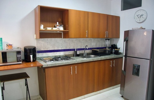 Cali Apartment | Apartment located in Vipasa north of Cali - near the airport.