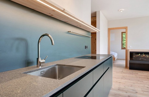 Avelengo Apartment | Apartment 'Lodge Pinus Cembra' with Mountain View, Private Terrace and Wi-Fi