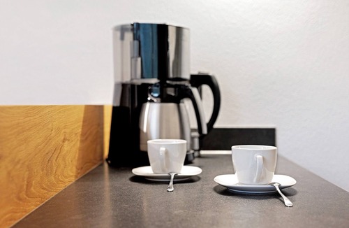 San Cipriano Apartment | Apartment 'Lomberda' with Mountain View, Shared Terrace and Wi-Fi