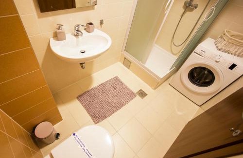Znjan Apartment | Apartment Luka