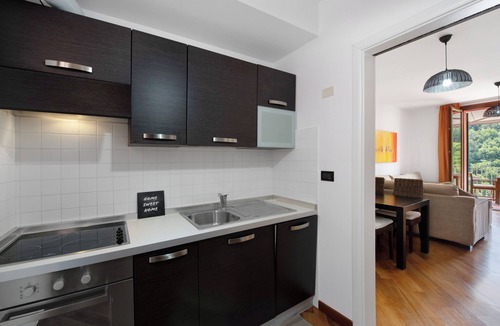 Cogoleto Apartment | Apartment 'Luxury Golf' with Mountain View, Private Terrace and Wi-Fi