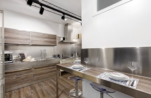 Old Town Apartment | Apartment "Luxury Residenza Tosca" with Balcony and Wi-Fi