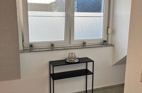 Rhein-Erft-Kreis District Apartment | Apartment 'Maisonette Wohnung Frechen City' with Private Terrace, Wi-Fi and Air Conditioning