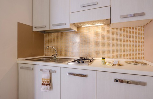 Borgagne Apartment | Apartment 'Mamba House 3' with Private Terrace, Shared Garden and Air Conditioning