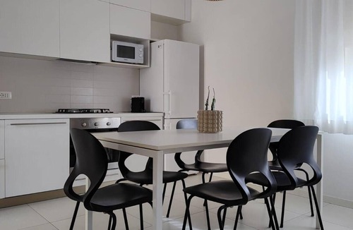 Old Town Apartment | Apartment 'Mare Caorle Int 1' with Wi-Fi and Air Conditioning
