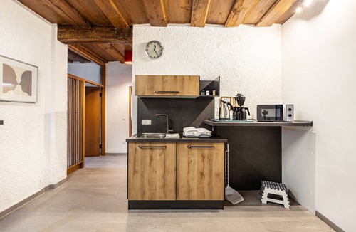 Pottenstein Apartment | Apartment 'Marktblick' with Market View and Wi-Fi