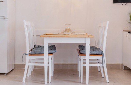 Son Xoriguer Apartment | Apartment 'Marlena' with Shared Pool, Wi-Fi, Air Conditioning, Ground Floor Terrace