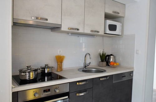 Mravince Apartment | Apartment Meryl