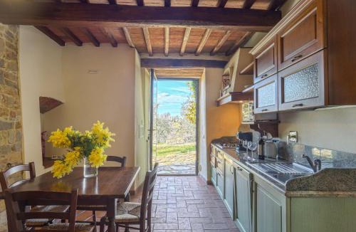 Tavarnelle Val di Pesa Apartment | Apartment Michelangelo by Interhome
