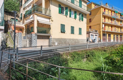 Moneglia Apartment | Apartment 'Miriam e Carlo' close to the Beach with Garden & Wi-Fi