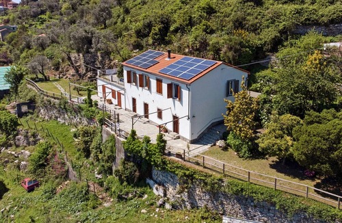 Ruta Apartment | Apartment 'Monolocale Fattorialmare Viola' with Sea View, Shared Terrace & Wi-Fi