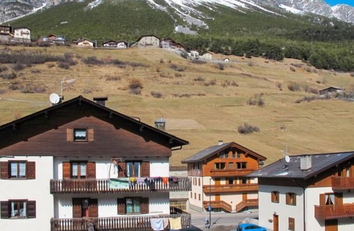Valtellina Apartment | Apartment Mountain Home in Bormio - 10 persons, 3 bedrooms