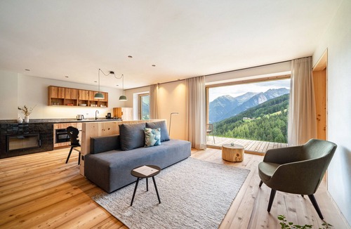 Moso in Passiria Apartment | Apartment 'Mucher Michl' with Mountain View, Private Terrace and Wi-Fi