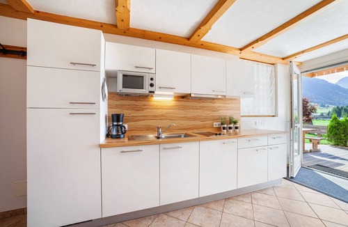 Resia Apartment | Apartment 'Mühlanderhof Apt Klopairspitze' with Shared Terrace and Wi-Fi