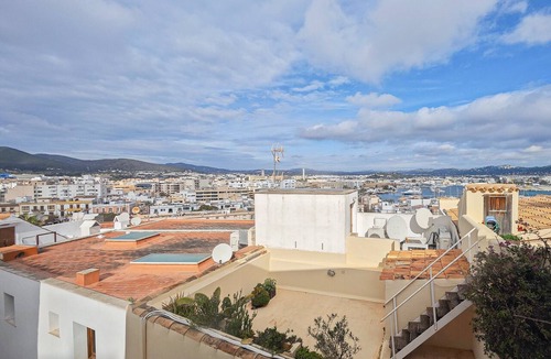 Sa Penya Apartment | Apartment 'Navila' with Shared Pool, Wi-Fi and Air Conditioning