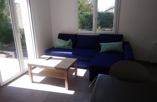 Jonage Apartment | Apartment near Groupama Stadium and ZI Meyzieu