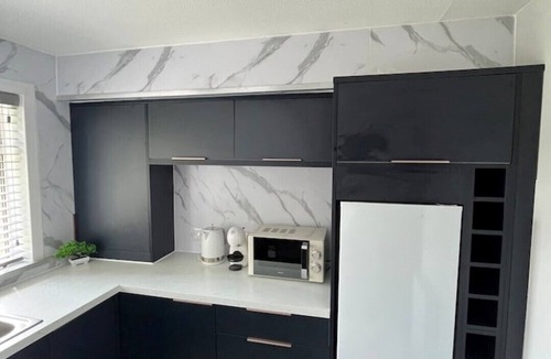 Erskine Apartment | Apartment Near Loch Lomond