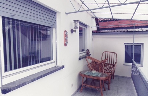 Huttenheim Apartment | Apartment near pharmacy /doctor /dentist for employees on time to rent
