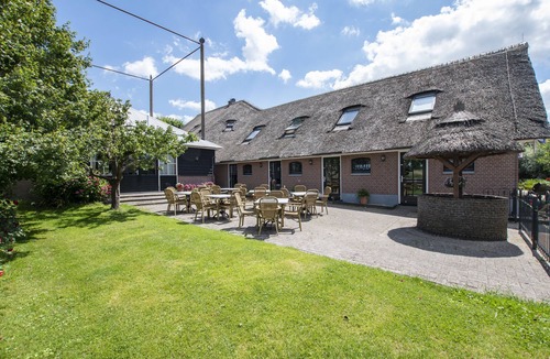 Vreeland Apartment | Apartment overlooking the Vecht between Amsterdam and Utrecht, 6-8 people