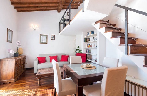 San Lorenzo Apartment | Apartment overlooking the Duomo