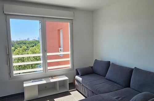 Bezons Apartment | Apartment overlooking the Seine 10 minutes from La Défense