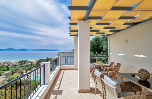 Pondi Apartment | Apartment 'Panorama 2' with Sea View, Wi-Fi and Air Conditioning