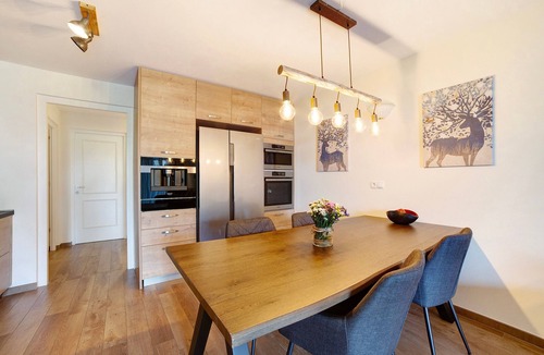 Avelengo Apartment | Apartment 'Panoramaresidence' with Mountain View, Garden & BBQ