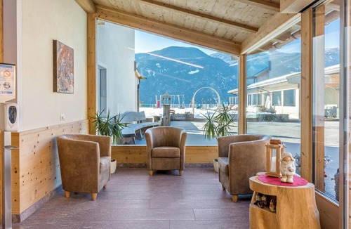 Albions Apartment | Apartment “Paradies” near Seiser Alm with Mountain View, Sauna, Wi-Fi & Balcony