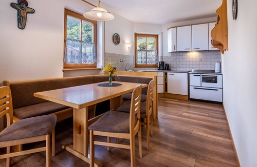 Sluderno Apartment | Apartment 'Patztauhof Tartscher Bühel' with Mountain View, Private Terrace and Wi-Fi