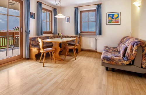Sluderno Apartment | Apartment 'Patztauhof Ortlerblick' with Mountain View, Private Terrace and Wi-Fi