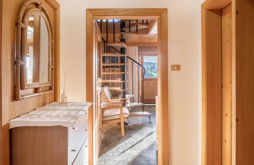 Fie allo Sciliar Apartment | Apartment “Peterbühl” in Scenic Landscape with Mountain View, Balcony & Garden
